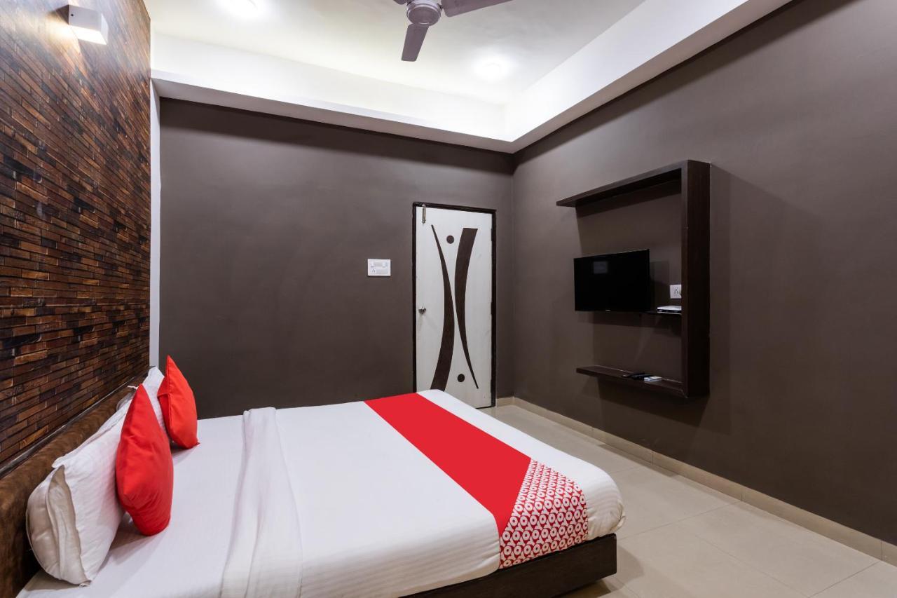 โอโย 71936 โฮเทล พัทรี อินน์ แอนด์ ยาตรี นิวาส Hotel จาบัลปูร์ ภายนอก รูปภาพ
