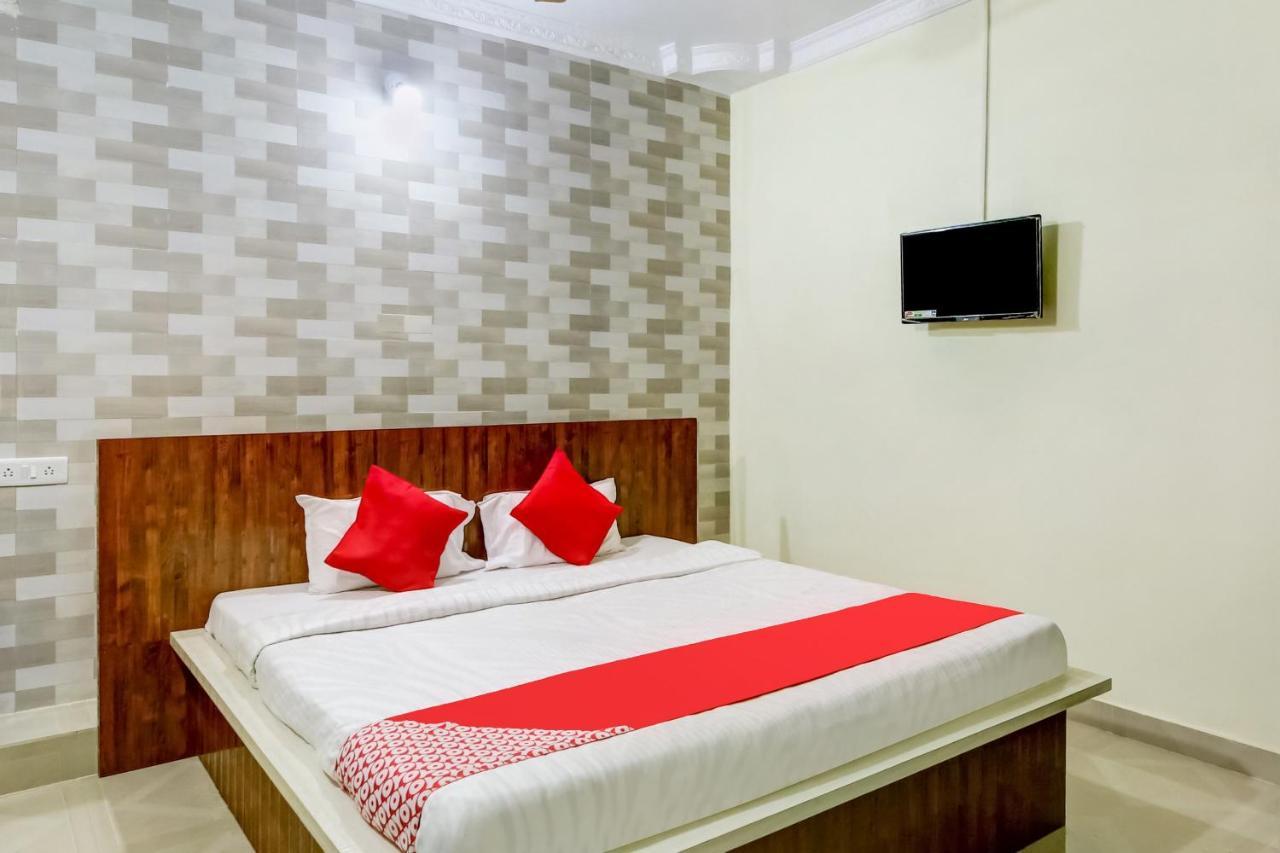 โอโย 71936 โฮเทล พัทรี อินน์ แอนด์ ยาตรี นิวาส Hotel จาบัลปูร์ ภายนอก รูปภาพ