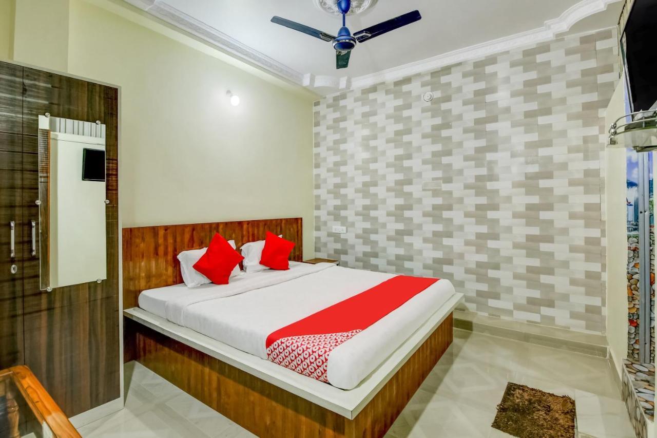 โอโย 71936 โฮเทล พัทรี อินน์ แอนด์ ยาตรี นิวาส Hotel จาบัลปูร์ ภายนอก รูปภาพ